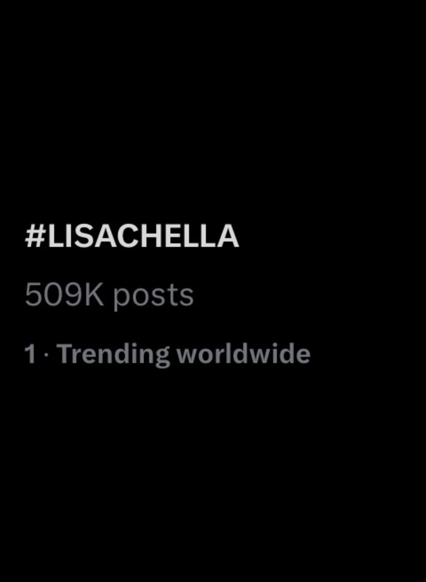 LISANATIONS_'s tweet photo. Half mil tweets! 

THAICONIC LISA COACHELLA
#LISACHELLA #Coachella2025 https://t.co/XN0jAVreCD