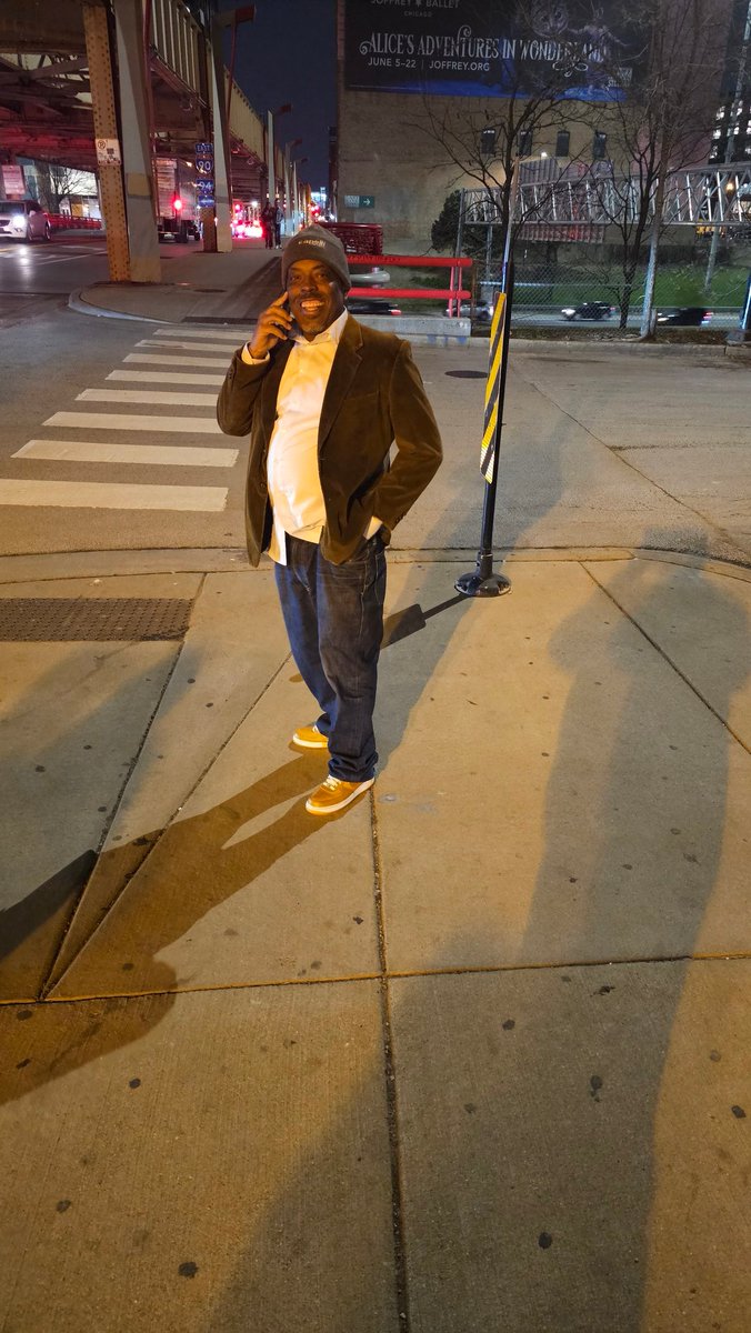 Vicksburg reppin
Chi Town steppin