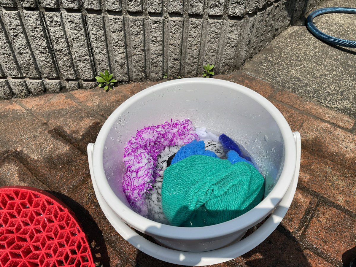 hiramasa3773's tweet photo. 先日よっぴんさんのポストを見て、勢いで買ったCCのクロスウッシュシャンプー😆
最初こそスノーシャンプーか！？ってくらい泡立つけど、洗ってるうちに落ち着いて、流す頃には泡はなくなってる。
でも、汚れはちゃんと落ちてて、すすいだ後はスッキリしてる👍

#prostaff
#ccwater 
#crothwashshampoo https://t.co/6T87YPdAde