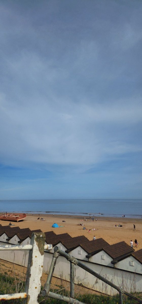 amora00_'s tweet photo. BEACH https://t.co/ey3Daeq2TM