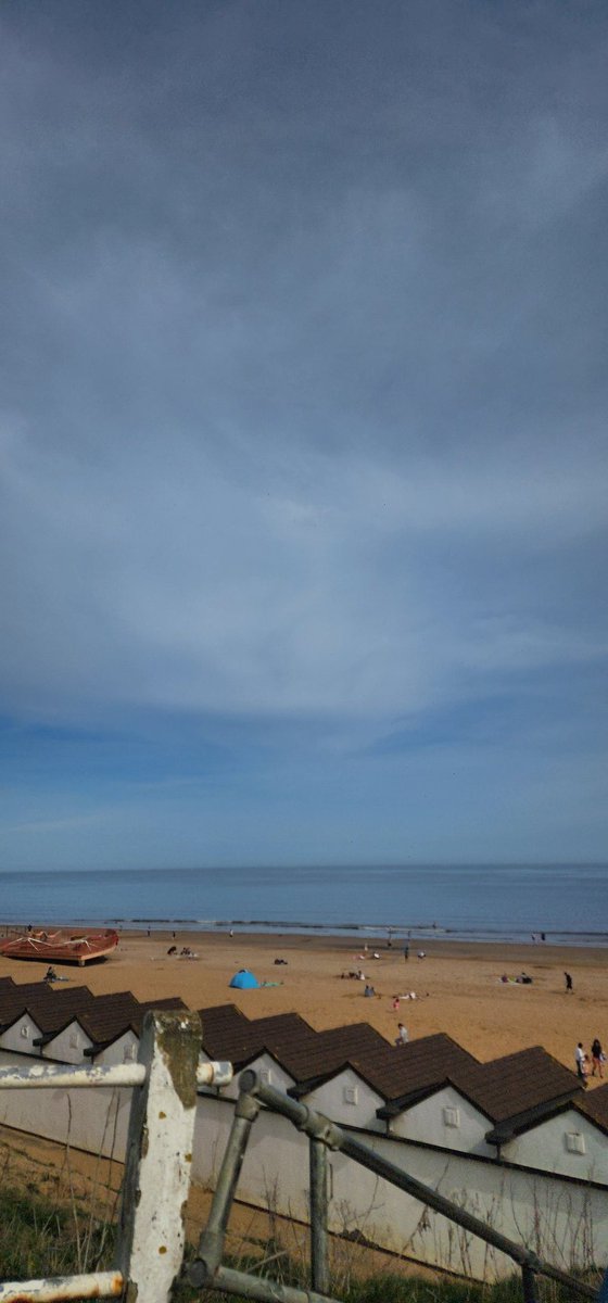 amora00_'s tweet photo. BEACH https://t.co/ey3Daeq2TM