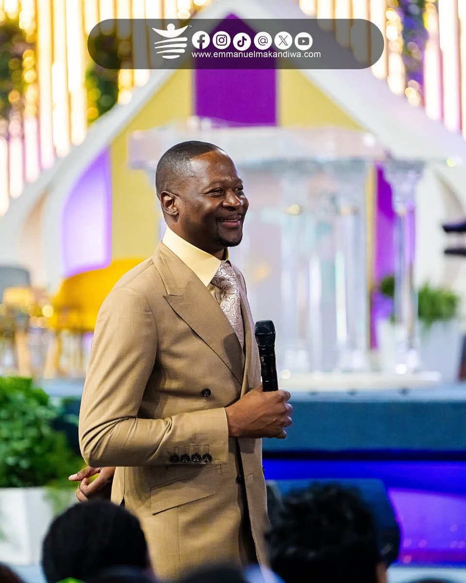 christtvchannel's tweet photo. This day I am praying for you. You are covered and protected. Prayerfully prepare for the service tomorrow. 

#WordOfGod #Prayer #GodVisitations #SpiritualInheritance #YearOfTheRoyalPriestHoodOrder #ChristTv https://t.co/A8uiq7voZQ