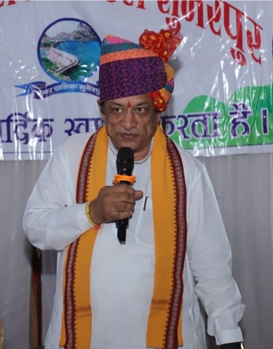 RaniwadaSam's tweet photo. #Raniwada : आज रानीवाड़ा के दौरे पर रहेंगे दो मंत्री...!
रानीवाड़ा - सेवाड़िया में लगने वाले ख्याति प्राप्त श्री आपेश्वर पशु मेले में आज 12 अप्रैल को मुख्य अतिथि राजस्थान सरकार के पशुपालन मंत्री जोराराम कुमावत व राज्य मंत्री केके विश्नोई...! @JoraramKumawat
@kkvishnoibjp https://t.co/hkaEatAX9t