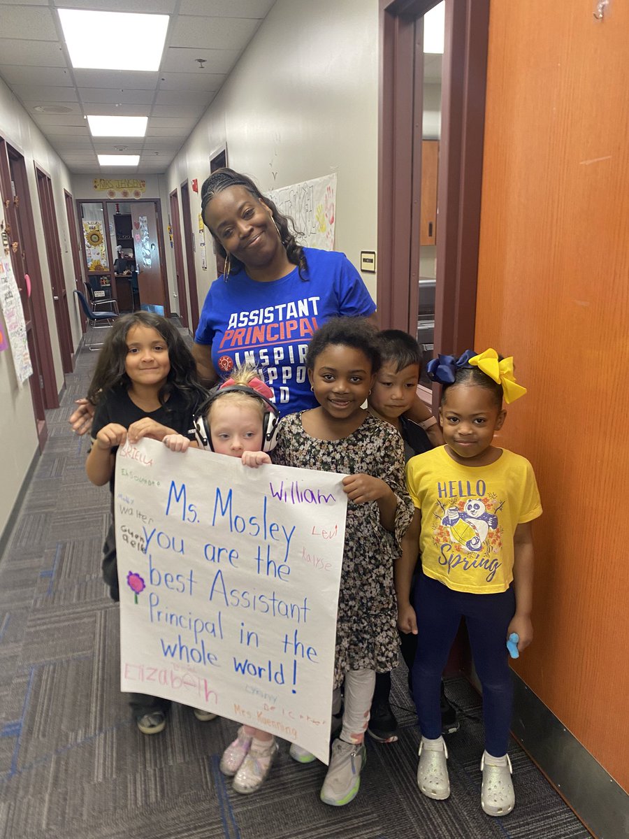 Fontenelle Elem. tweet media