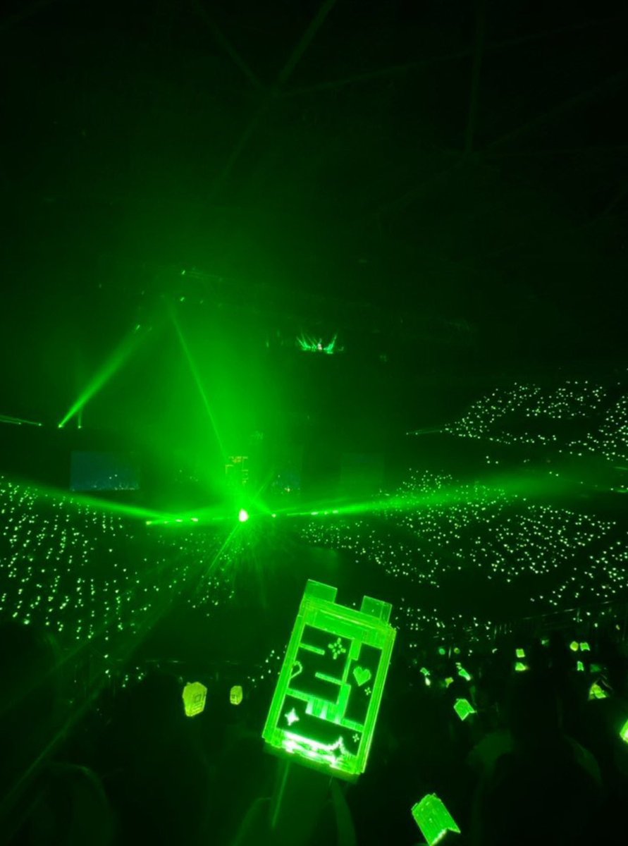 madethnx11's tweet photo. wts lfb ph neobong version 1

🛒 nct lightstick ver. 1 - PHP 1000
☆ complete inlcu   
☆ without decals

850 payo  
sdd/jnt;  dm @tcbsmade📷💌 https://t.co/osgDkguoR4