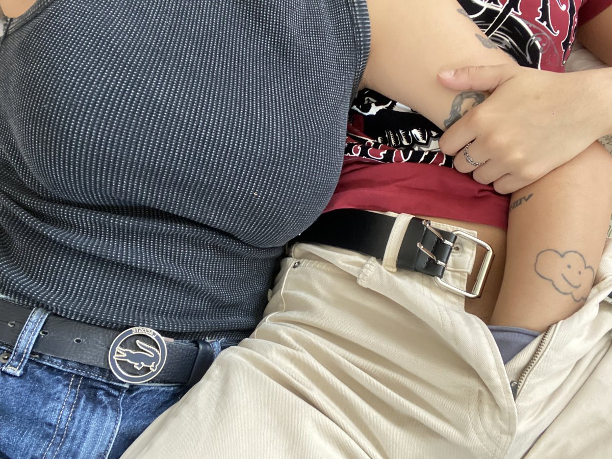 gardeninvenus's tweet photo. #lesbianism https://t.co/Y44VSFKBsC