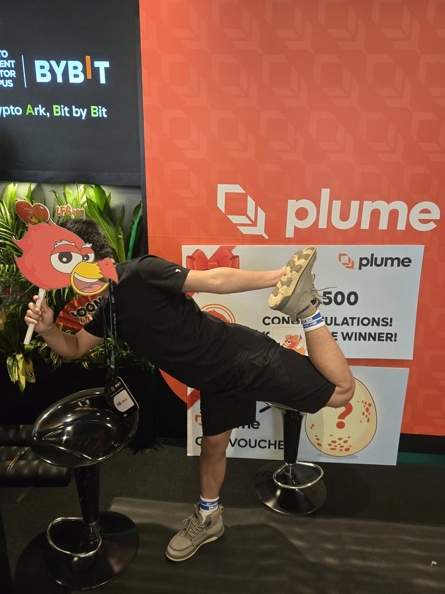 alvinnn666's tweet photo. 终于见到了心心念念的 #plume $plume 了，抽到了超高难度的这个姿势也算是没谁了
这是今年第一个让我翻了几倍的项目，分享一下喜悦，一键三连（评论转发点赞）本推，抽5人，每人送10刀猪脚饭，今天下午5点截止
#goonsinbali @plumenetwork https://t.co/4peQfMoFrD