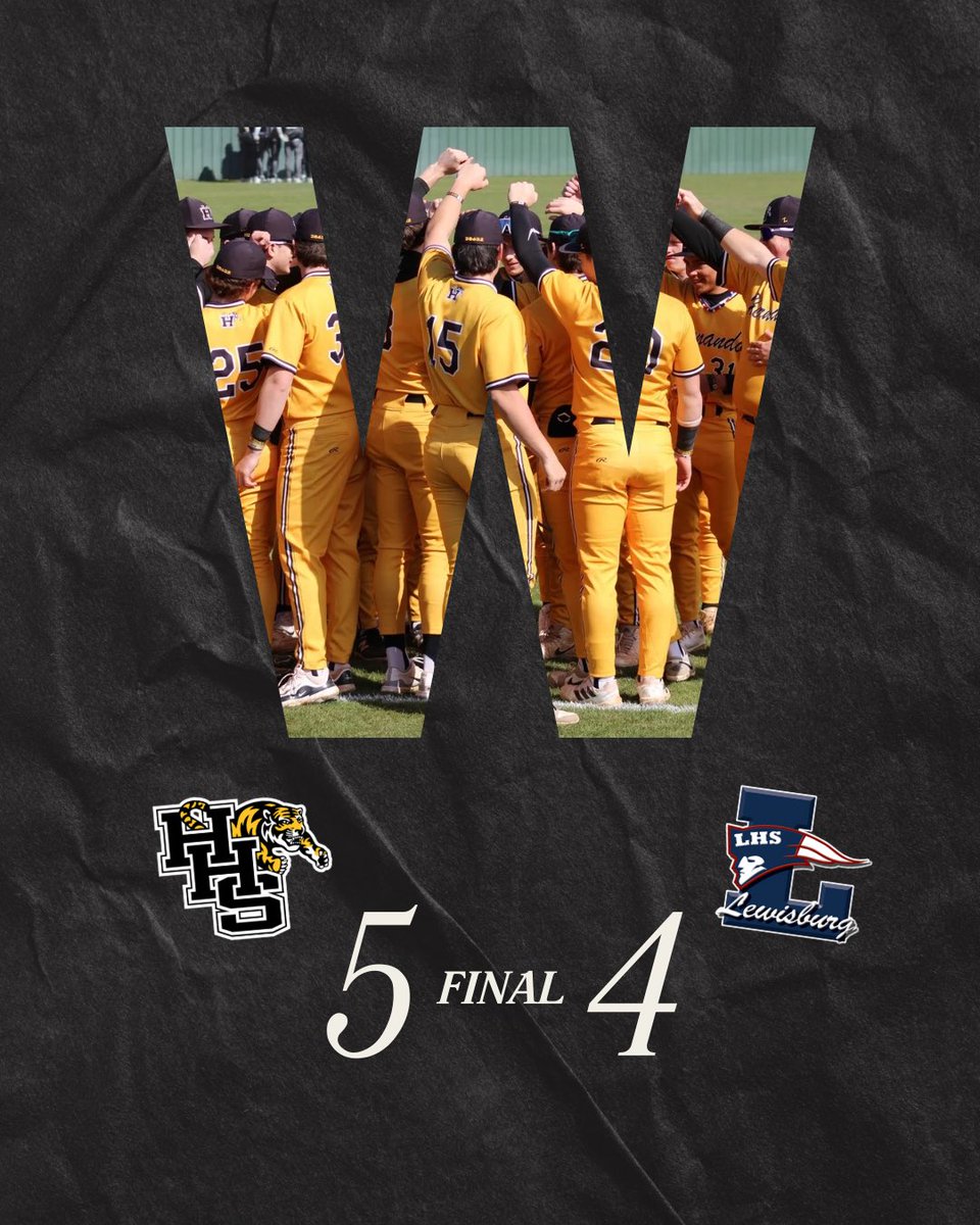 HHSTigerBSBL's tweet image. 38632 Defended! 7A Region-1 Champs for the second year in the row!