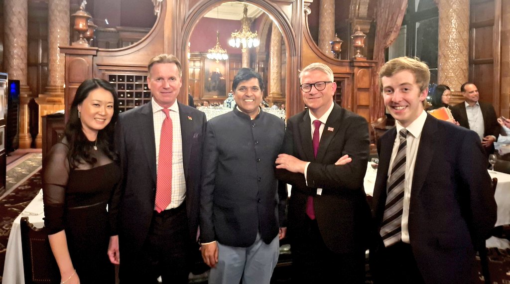 IETOindia's tweet photo. Commonwealth conference dinner at maison house in london brought together economic leaders from all over the Commonwealth region to discuss and deliberate on trade issues with MP @AndrewRosindell and @CWEICofficial @UgandaMFA and High Commissioner of Uganda in UK @UgandaInUK https://t.co/caBJevUOpQ