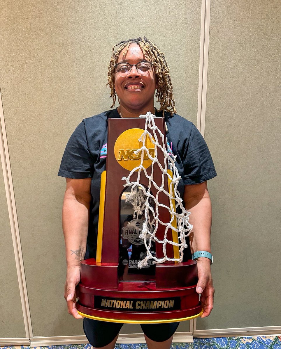 Tampa Bay 2025
#uconnhuskies🏀💙❤️
#makingmemories