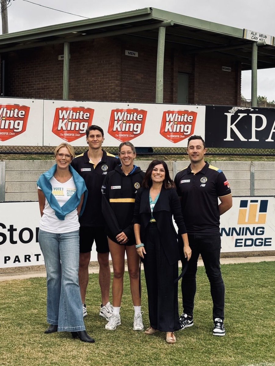 angelapippos's tweet photo. Thanks to our community-led advocacy, both major parties have committed $1.8m for women’s change rooms at Sandringham Football Club. @sandyzebs @zdaniel #IndependenceWorks https://t.co/IfjS8q1yO7