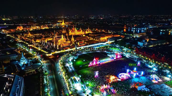 pran2844's tweet photo. งานมหาสงกรานต์ปีนี้ ที่ทัองสนามหลวง จัดเตรียมไว้ยิ่งใหญ่ไม่แพ้ปีที่แล้ว https://t.co/n4JLNX0nZ9