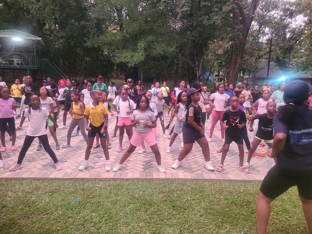 Devine International Travel (@devineinttravel) on Twitter photo #happeningnow morning exercises led by Coach Aby #dominicanschools #DYMtour #DevineInt #kariba <a href="/annamiti1/">Anna</a> <a href="/munyabless/">Munyaradzi Blessing Doma</a> <a href="/healthtimeszim/">ππππ₯ππ‘ ππ’π¦ππ¬</a> <a href="/Drey_Galawu/">DREY GALAWU</a> #happeningnow morning exercises led by Coach Aby #dominicanschools #DYMtour #DevineInt #kariba <a href="/annamiti1/">Anna</a> <a href="/munyabless/">Munyaradzi Blessing Doma</a> <a href="/healthtimeszim/">ππππ₯ππ‘ ππ’π¦ππ¬</a> <a href="/Drey_Galawu/">DREY GALAWU</a>
