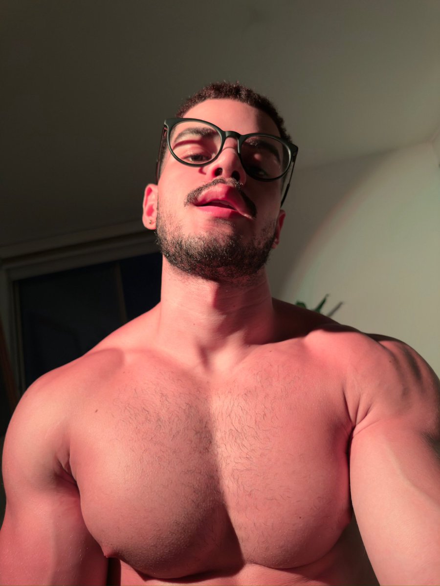 A quien hay que amamantar?

onlyfans.com/mauroxandress