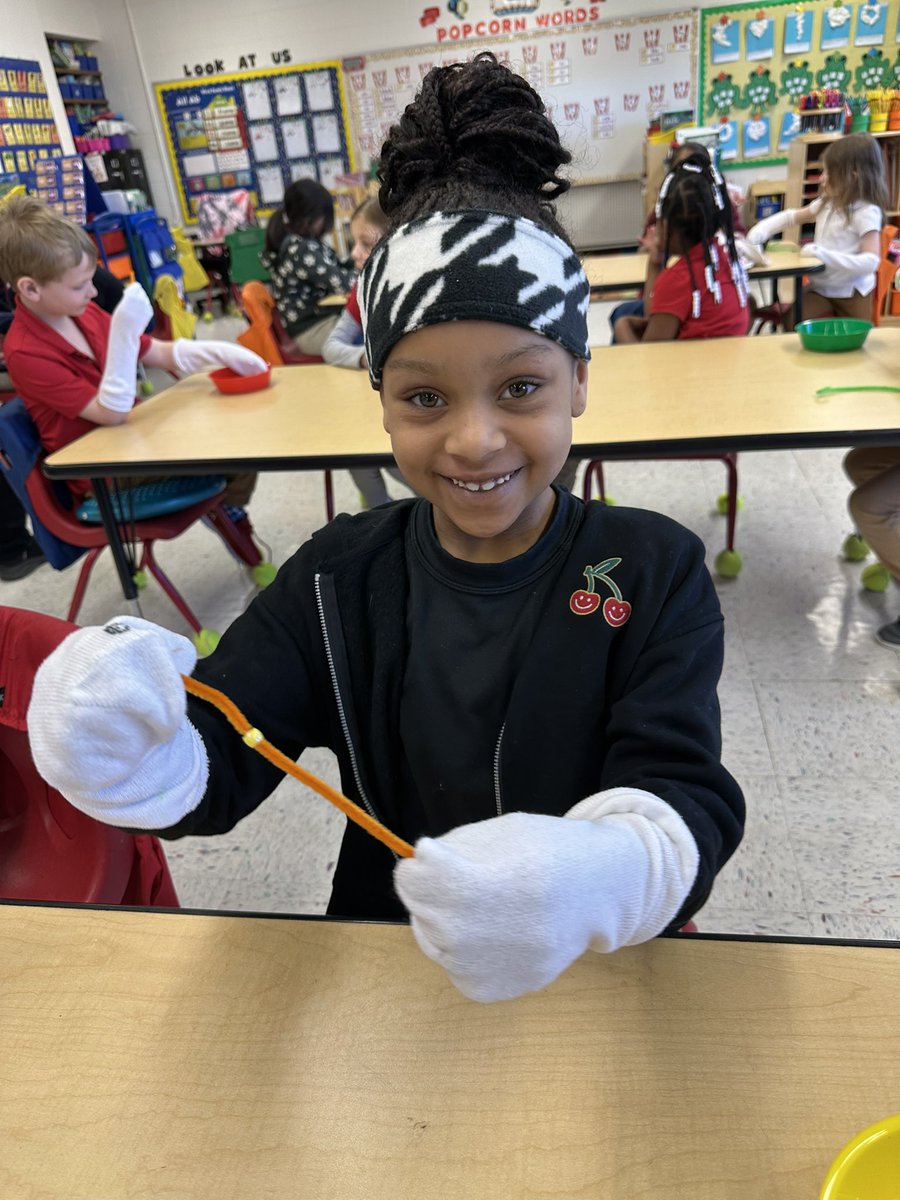 Mrs. Goldman tweet media