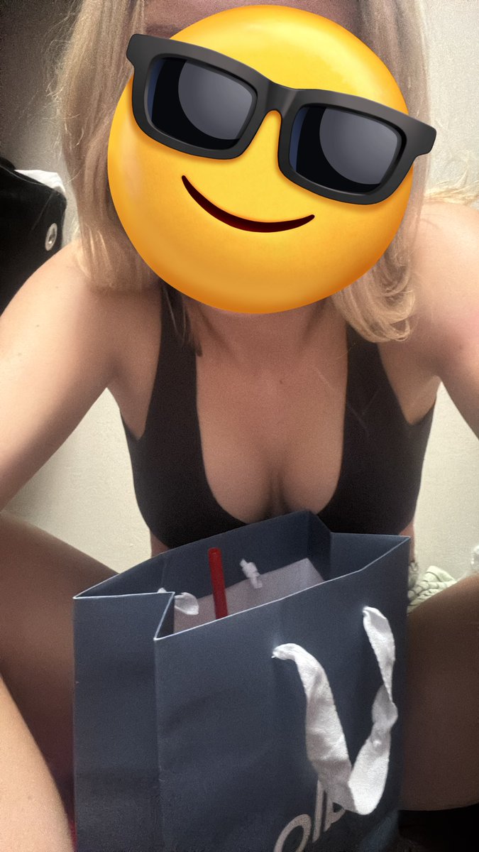 PCramsley8515's tweet photo. #blacking in my closet quietly bc Bert is otp w nert https://t.co/EAAT7dJYqq