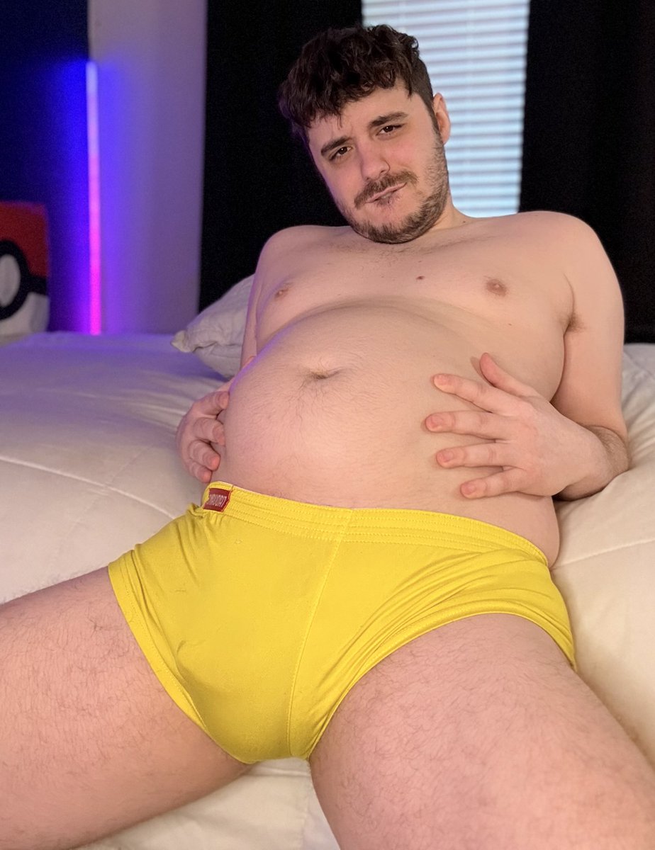 Dallycatstrike's tweet photo. just big and dumb https://t.co/O0NRh0fWIj
