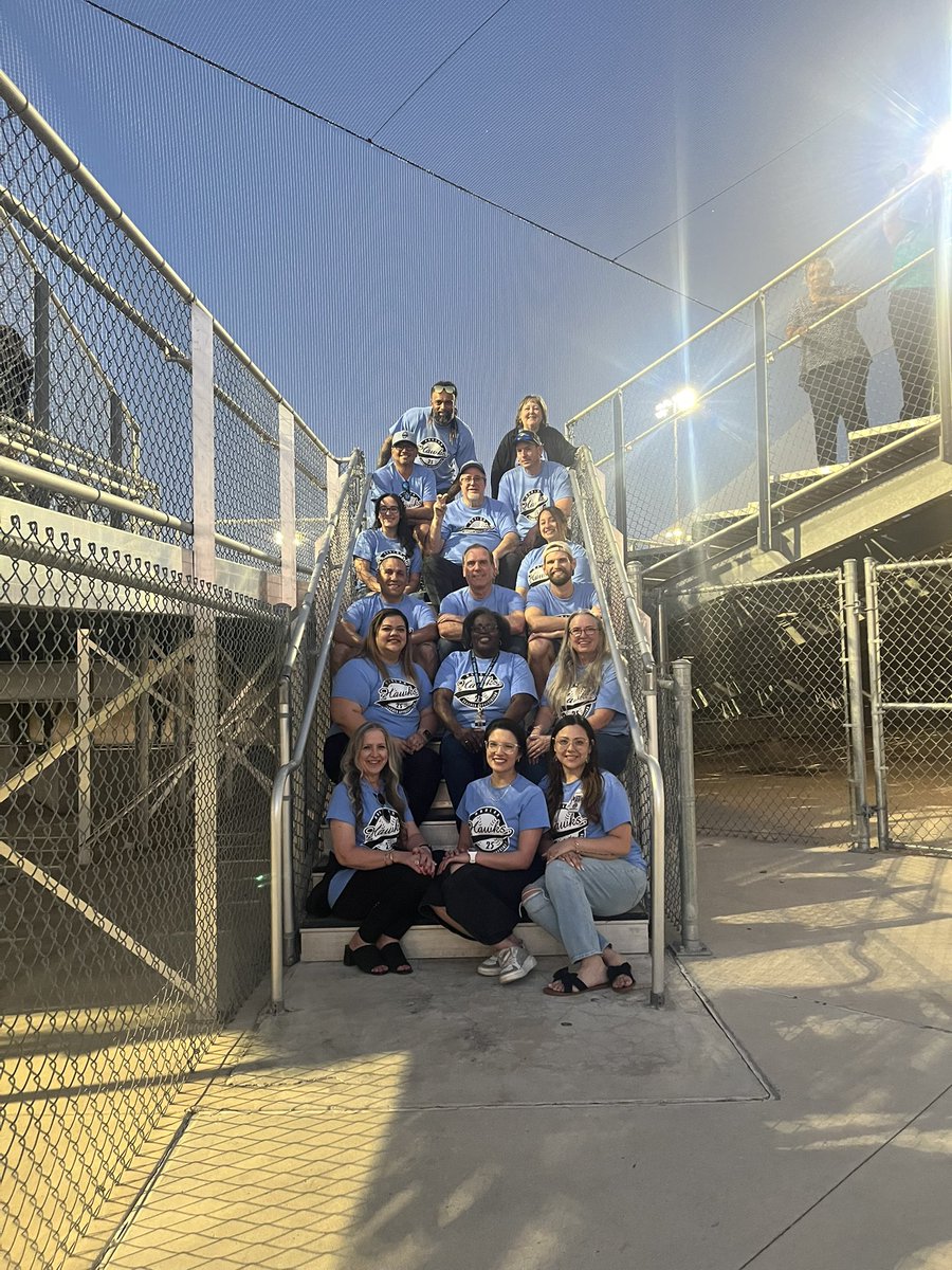 Juton Buescher tweet media