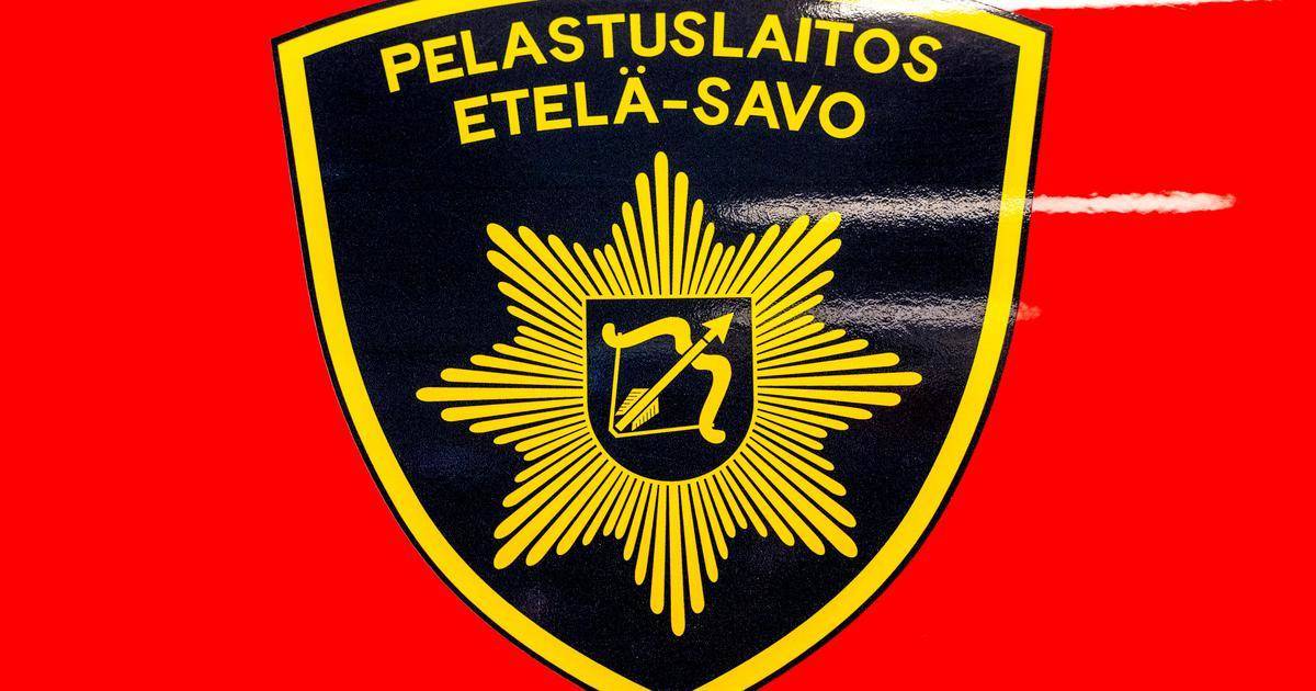 Autoilija törmäsi katuvalotolppaan Suomenniemellä yöllä – Poliisi tutkii syytä dlvr.it/TK6MLZ