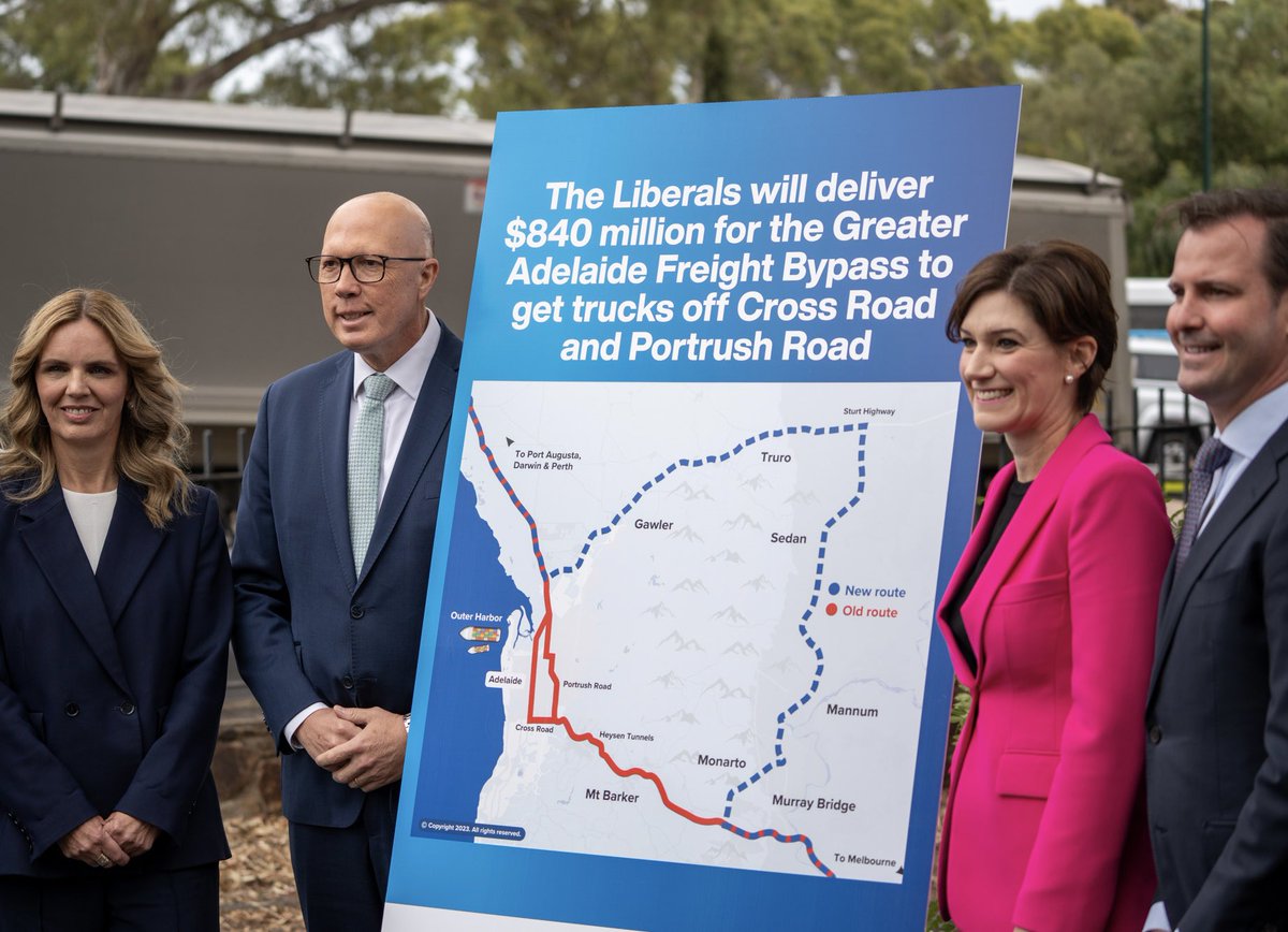 Nicolle Flint tweet media