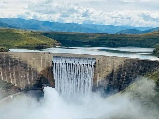 KC Mokoma🇱🇸 tweet media