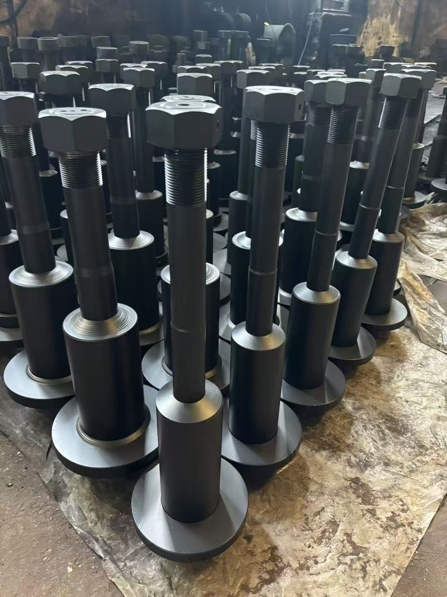 see6f2's tweet photo. I am from China, producing and exporting excavator parts and bulldozer parts. Good quality and low price, exported to many countries
#excavator #part #mining https://t.co/xmLIMDXOfd