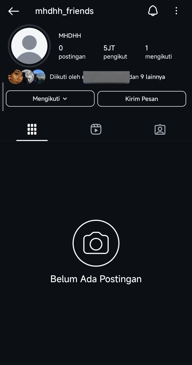 fact_in_sheet's tweet photo. ngape lagiii dah ni new jeans, kata gua mah ikut management ahmad dhani aje mending https://t.co/6FSRxKuhlu