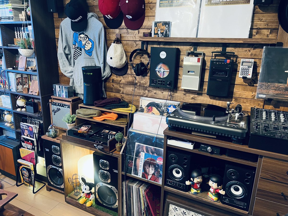 もうさすがにこの壁側にする事がなくなった。