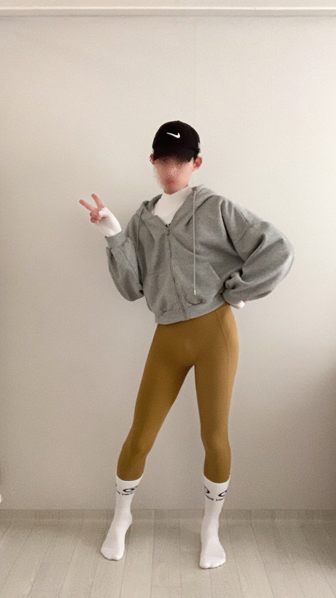 #CD #Crossdresser #男の娘 #펨보이 #femboy #ladyboy #sissy #여장남자 #보추 #시디 #부분시디 #leggings #레깅스 #오운완 레깅스입는 남자 어떤데 😅