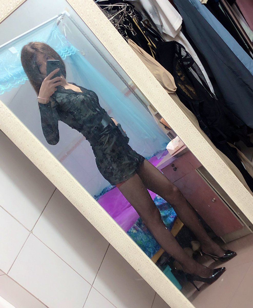feigirl0's tweet photo. 连衣超短裙，夜店必备 #伪娘 #广州CD https://t.co/nIFWt1a8Lk