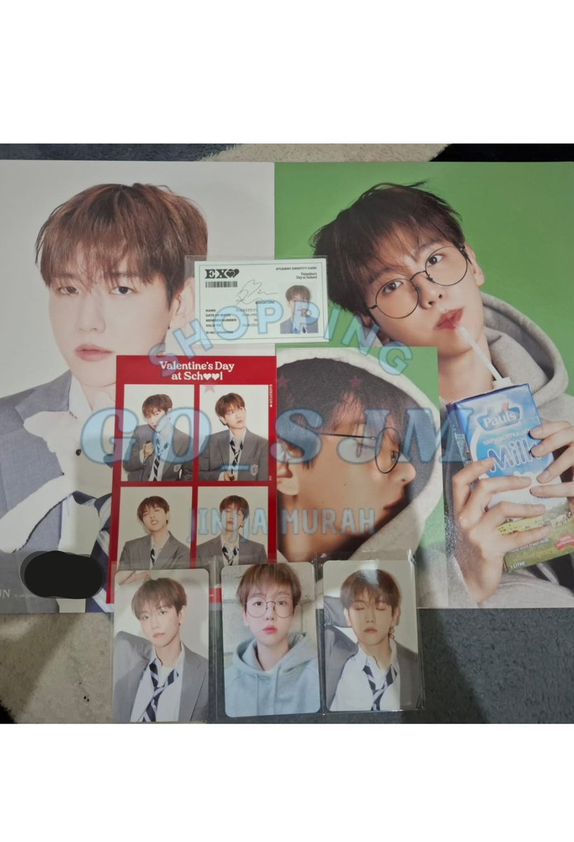 [HELP RT]
WTS // Want To Sale 
SG Set 2024 Baekhyun cuma 110k🥰💙
🏡 Makassar
✨ good condi
✨ Realpict
✨ Freebies

❌Admin shopee
❌packing
Payment via BSI or shopeepay.
Pengiriman dari Makassar
#Baekhyun #zonauang #zonajajan #seasongreetings #go_sjm #gosjm