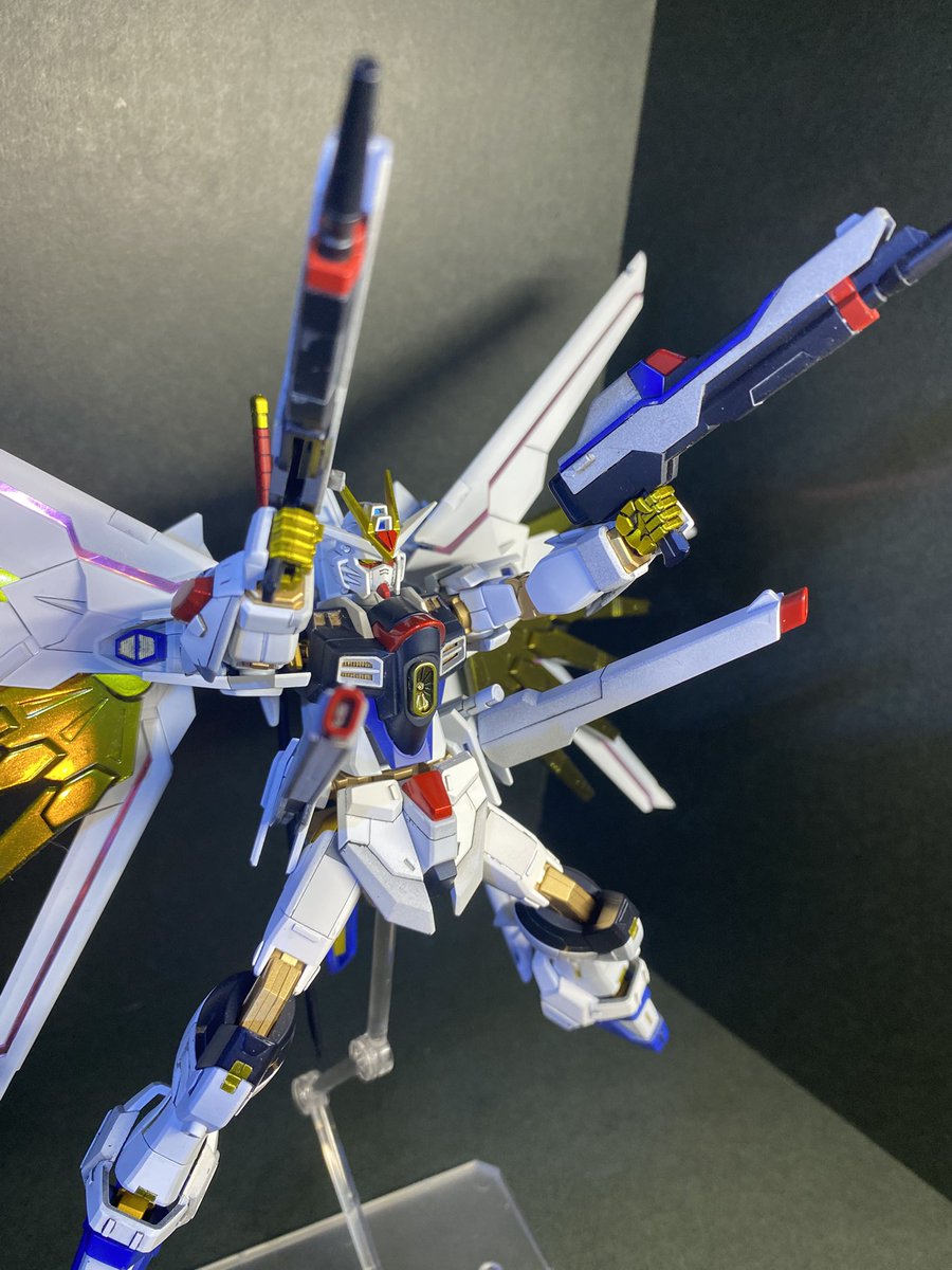Shaun13jp's tweet photo. #ガンダムSEEDFREEDOM #ガンダム　#ガンプラ好きと繋がりたい  #ガンプラ  #マイティーストライクフリーダム　
でけた！デカールは貼らない判断しました٩( ᐛ )و https://t.co/khptToOC56