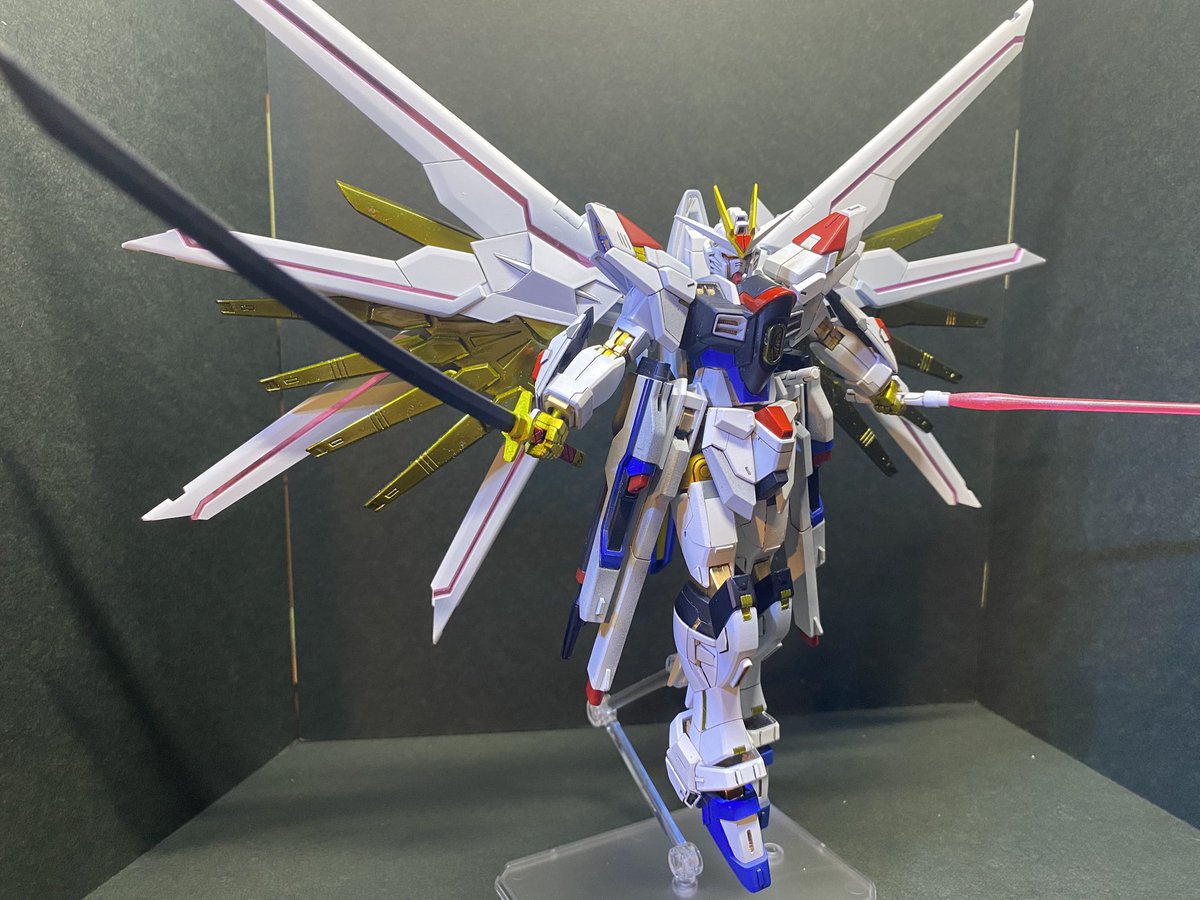 Shaun13jp's tweet photo. #ガンダムSEEDFREEDOM #ガンダム　#ガンプラ好きと繋がりたい  #ガンプラ  #マイティーストライクフリーダム　
でけた！デカールは貼らない判断しました٩( ᐛ )و https://t.co/khptToOC56