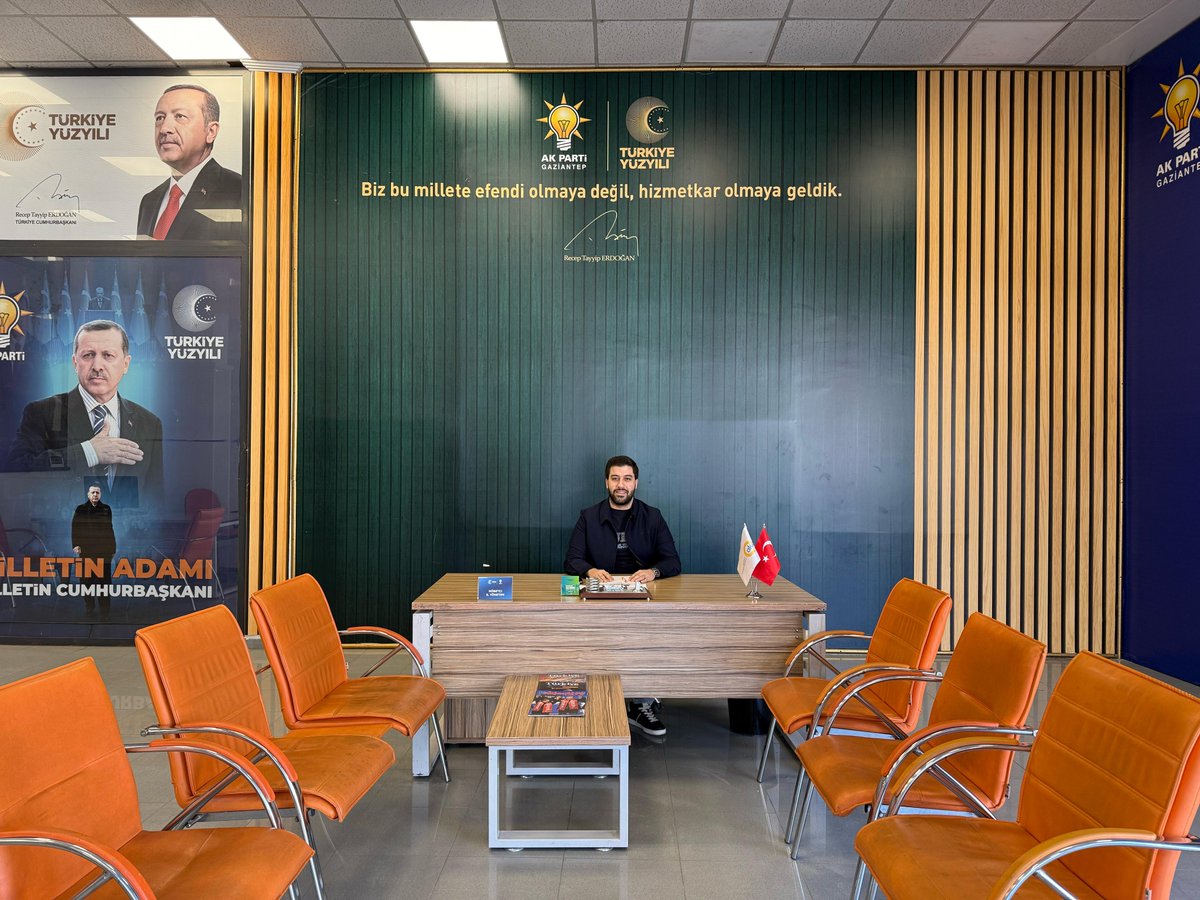 AKPartiG_Antep's tweet photo. 📍 Bugün AK Parti Gaziantep İl Başkanlığımızda:

• Nöbetçi İl Yönetim Kurulu Üyemiz Sayın @AvKagan 

• Nöbetçi İl Yönetim Kurulu Üyemiz Sayın @avsinandolek 

Çayımız, Kahvemiz Hazır ! Bekleriz .

Soru, görüş ve önerileriniz için:
☎️  0 (342) 606 07 27 https://t.co/dHWAjcHWwP
