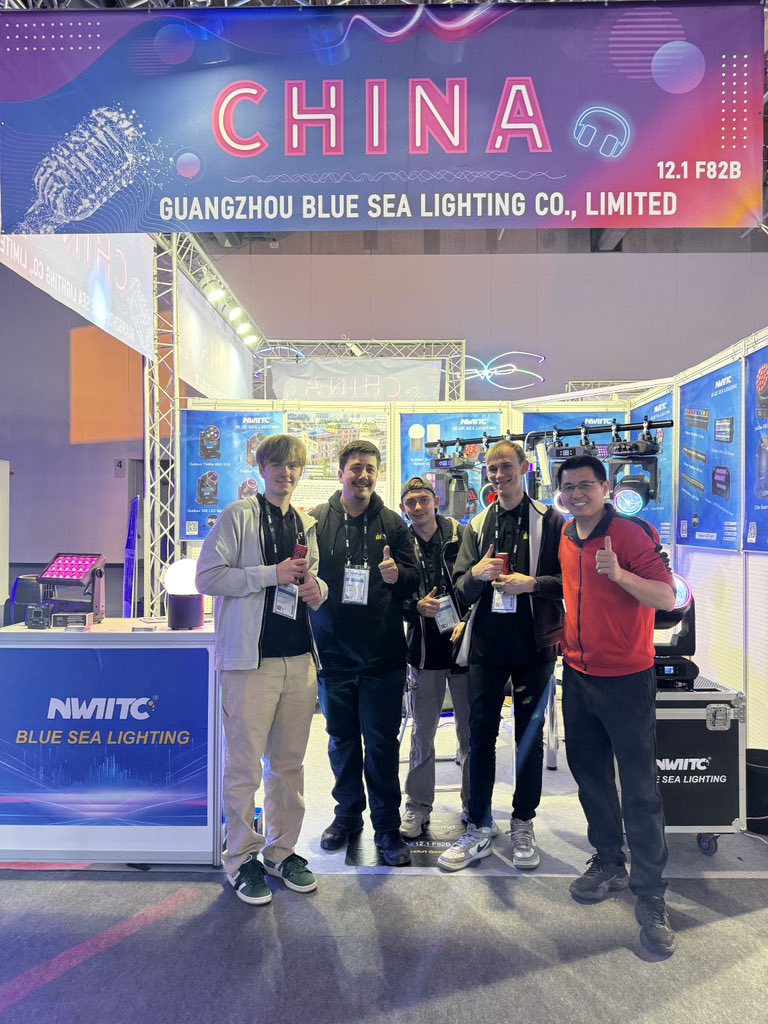 juststagelight's tweet image. 2025 The Lighting Exhibition in Frankfurt, Germany concluded splendidly! Grateful for all the support from our clients and the dedicated efforts of the Blue Lighting Team! Let‘s reconvene in April 2026 without fail!

#stagelight #lightingengineer #stagedesigner #stagelights