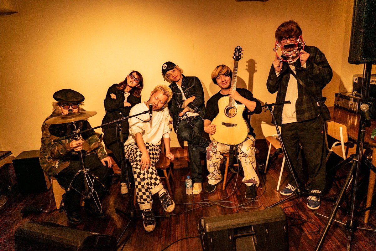toysnail_info's tweet photo. 【本日🔥】
4月12日(土)仙台HIGHBURY
ONION ROCK RECORDS pre.
『ONION ROCK nite』

<act>
TOYSNAIL
HOTSQUALL

OPEN 19:30 / START 20:00
ADV ¥2800 / DOOR ¥3500

初仙台！2マンアコースティックライブ！
お楽しみに🔥
https://t.co/lrjgUSpcER https://t.co/tkegL2Es2i