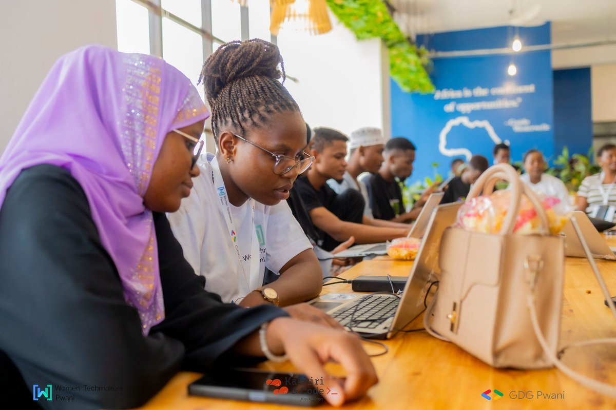 Florence_wakio_'s tweet photo. Hands-on &amp; heads-down!
@Kai_mwanyumba session on the Agent Deployment Kit had us all in build mode — from setup to deployment like real tech agents on a mission!

#KachiriAndCode #WTMPwani #GDGPwani @womentechmakers 
#IWD2025 @WTM_Pwani @GDG_Pwani https://t.co/zmjvFEapzo