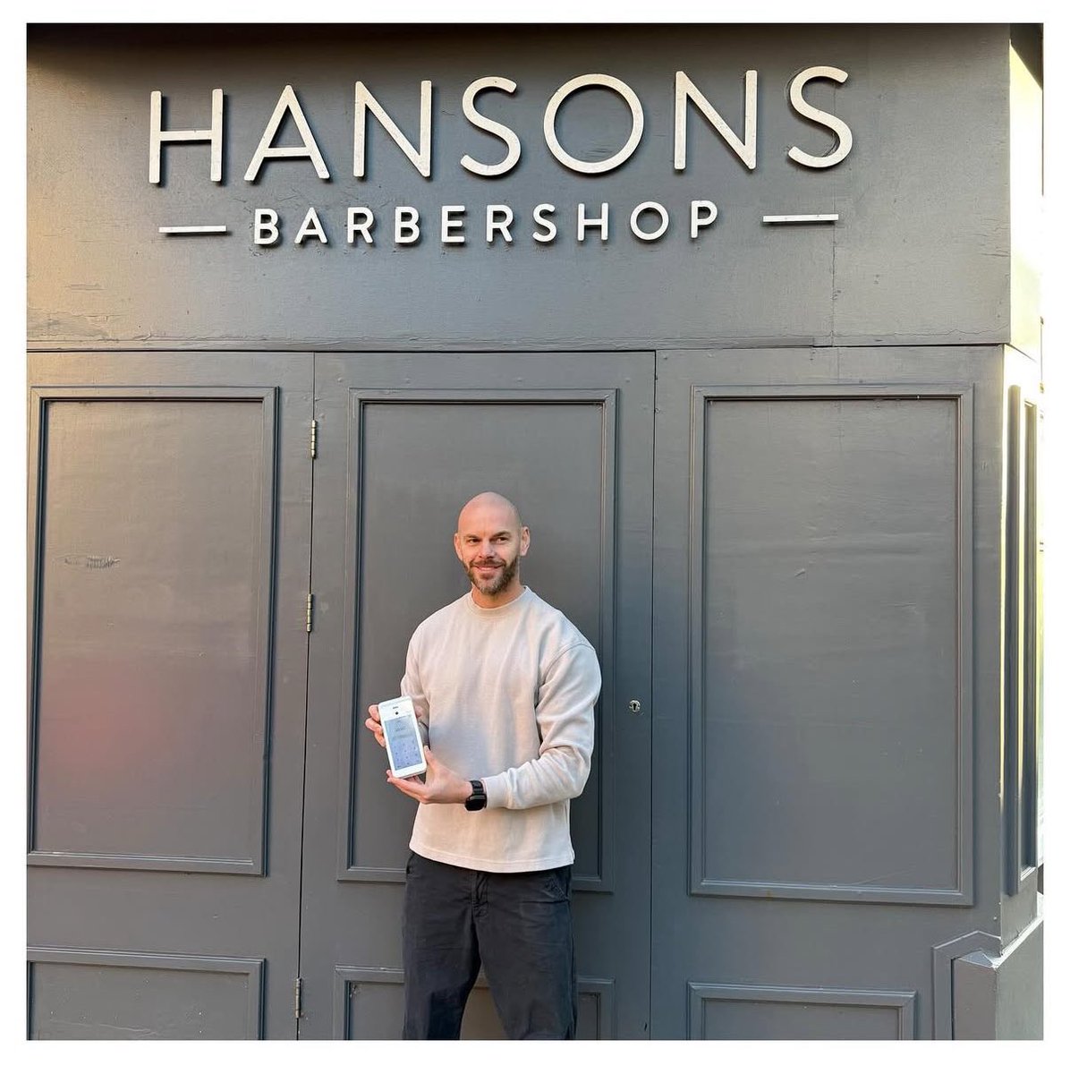 CardPaymentsGuy's tweet photo. Another happy customer signed up…

To quote Rob (owner of @hansonsbarbershop) - “our only regret of switching to Dojo is that we didn’t do it sooner”! 👌🏼 https://t.co/LHAaPrBGXr