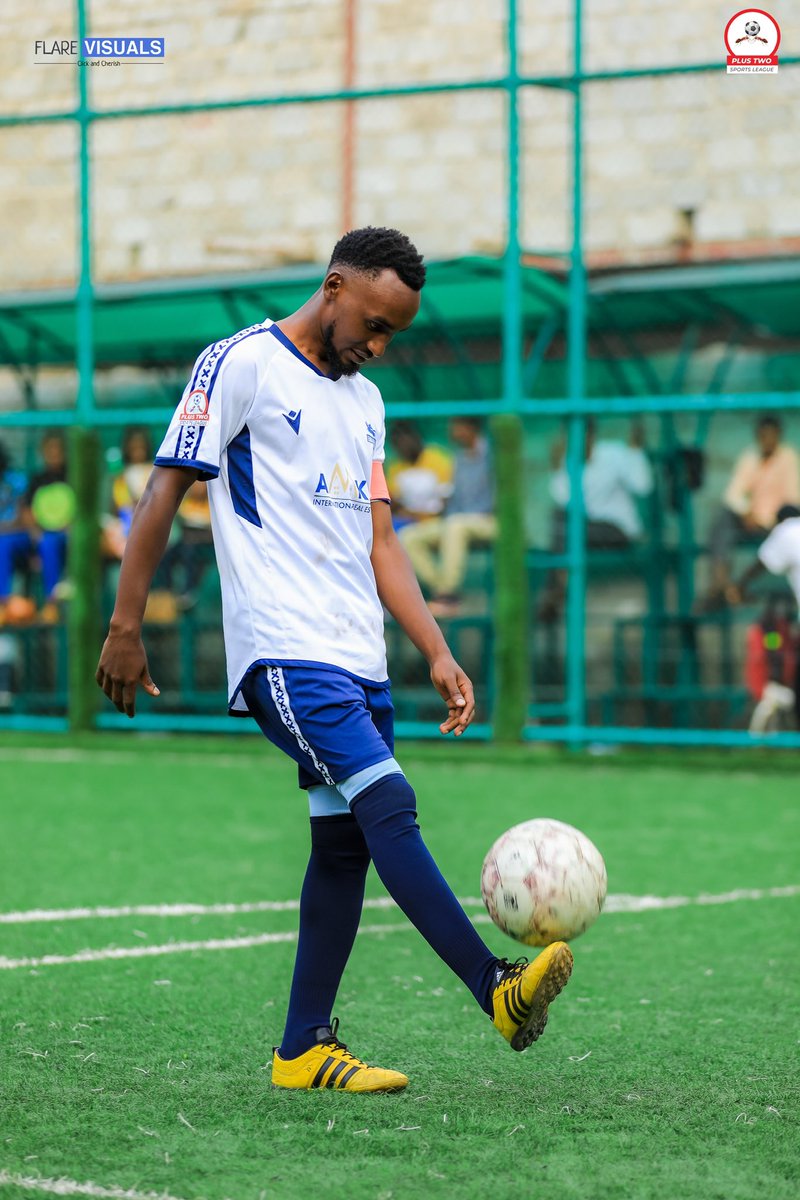 Embirizi_FC's tweet image. In the spotlight 🌟 We’ve been massively nominated for season awards
🐴Kyamadidi -Best Defender
🐴Arinda -Best midfielder + Male player of the season
🐴Capitano Joe -Male player of the season
We’re sponsored by Amka International Real Estate @amka_real
@TheTermites2003