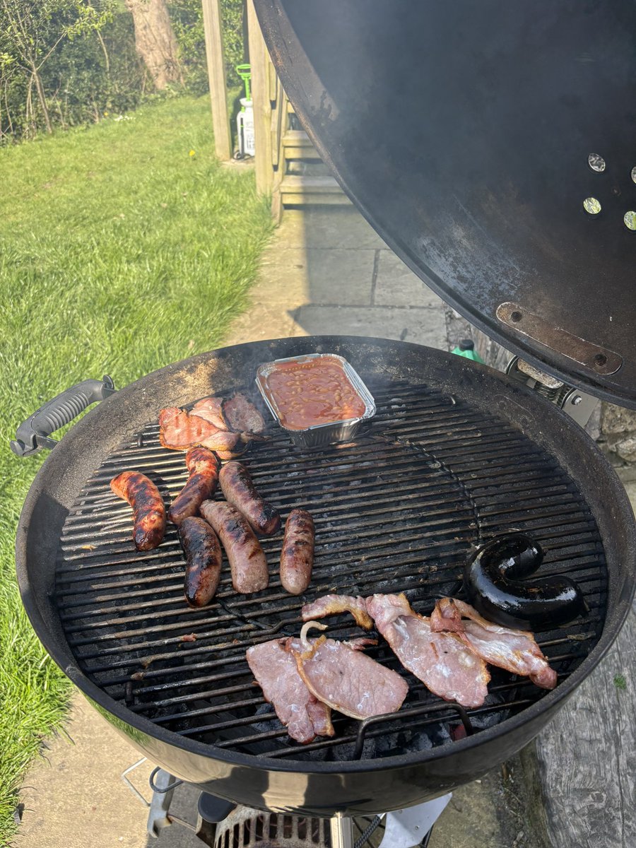 _stevenstewart's tweet image. Old skool BBQ breakfast to line the stomach… Off out to the jewelled city of Liverpool for the annual all-day drinking session.