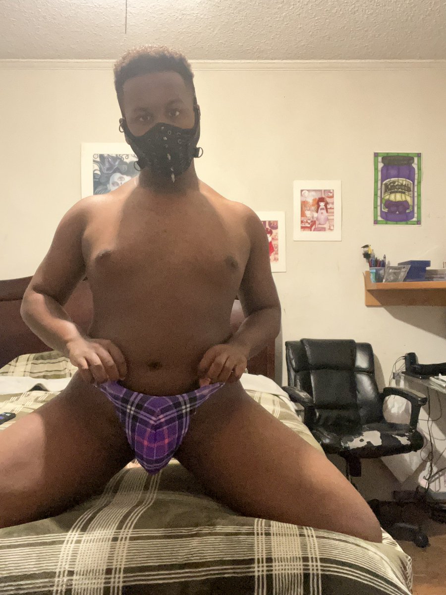Silas crimson (They/He) (Europe 6/19-6/29) tweet media