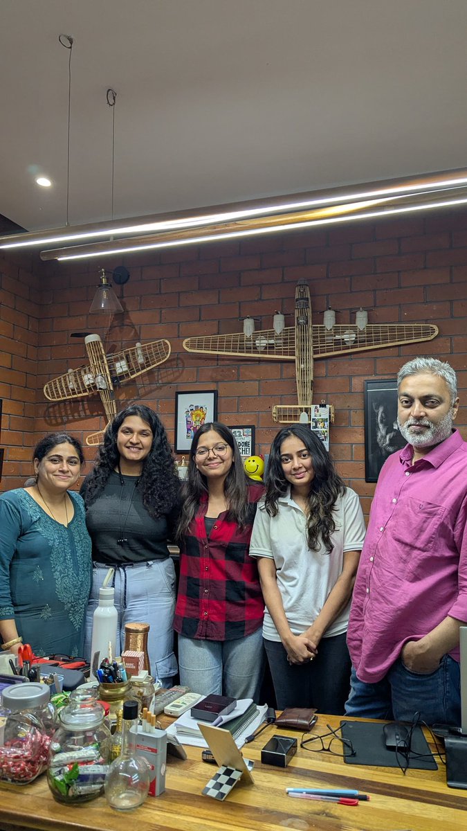 threedotdesigns's tweet photo. From day one to done, what a journey it's been 🌟
Bidding farewell to Charmy, Namrata and Prashansa, who brought their creativity and spark to Three Dot Designs.
#threedotdesigns #3DD #3dotdesigns #graphicagency #designagency #designstudio #newintern #internship https://t.co/GeXgA8Vz3O