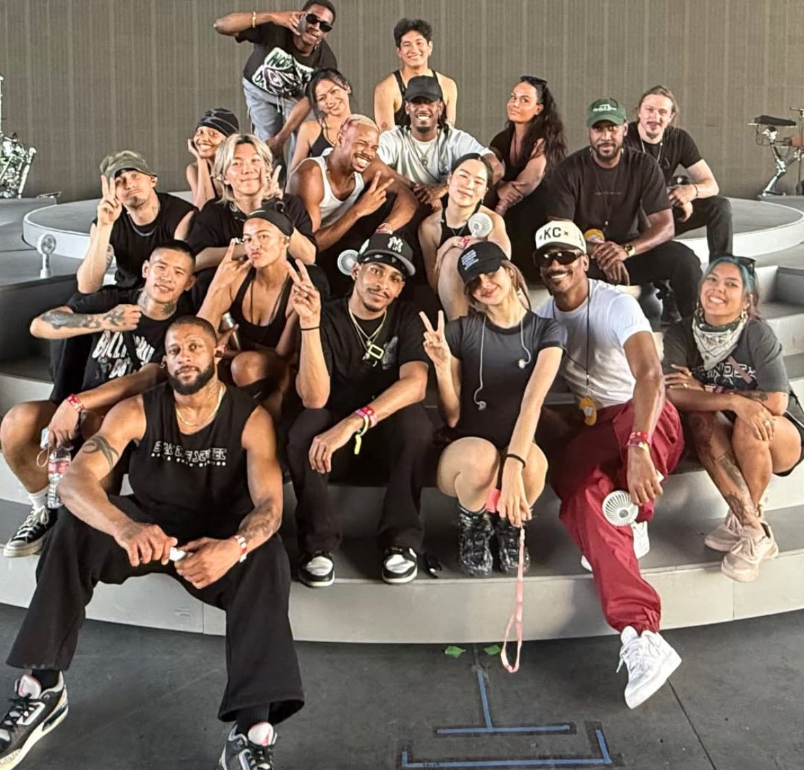 TEAM #LISACHELLA

THAICONIC LISA COACHELLA
#Coachella2025