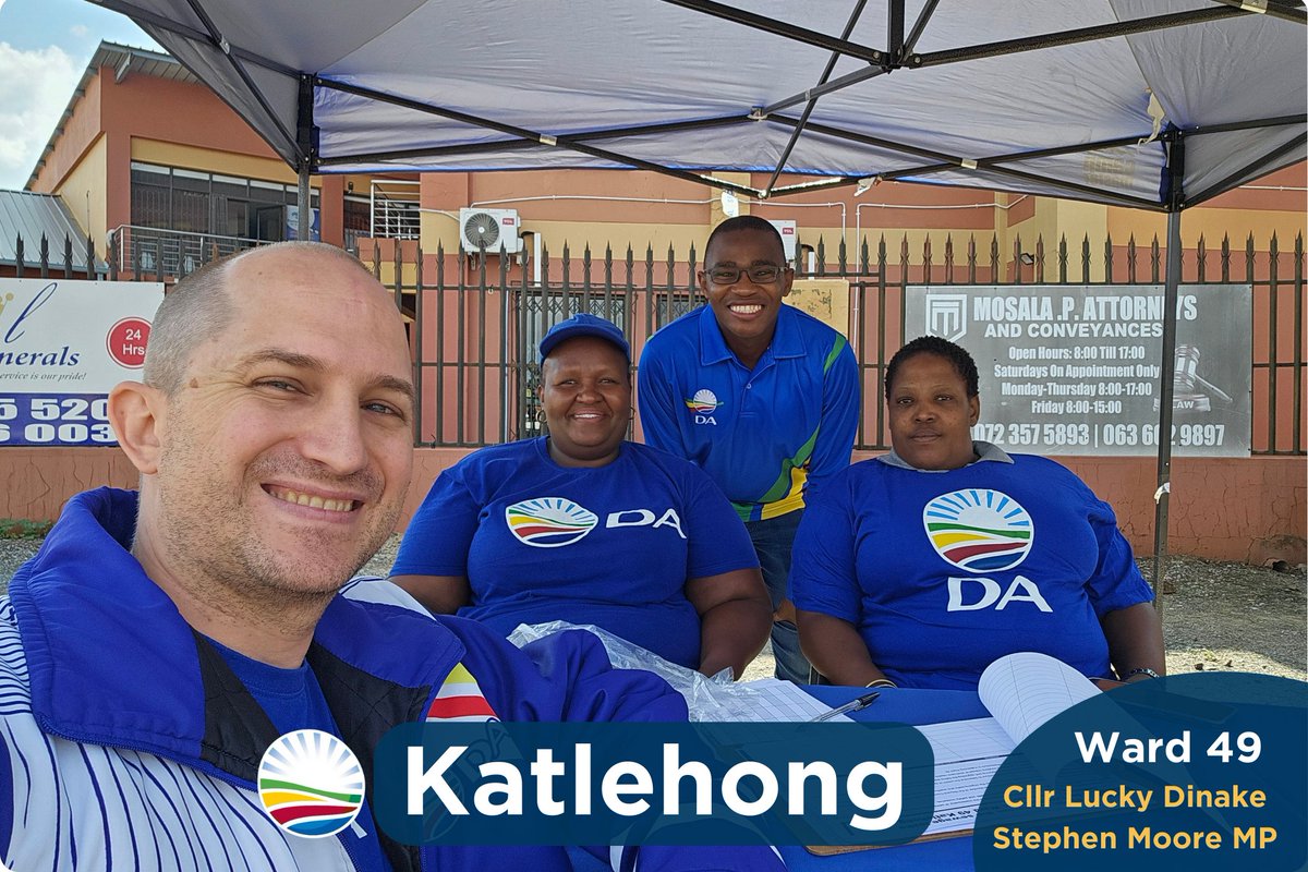 StephenMooreMP's tweet photo. Today I joined Cllr Lucky Dinake in Katlehong for a full morning of action.
We started with an info table in Ward 49 and then hit the ground with a team of activists doing door-to-door in Ward 48.
Building the DA one conversation at a time.
#TeamDA #Katlehong #GrowingTheDA https://t.co/JrM7Qsw76f