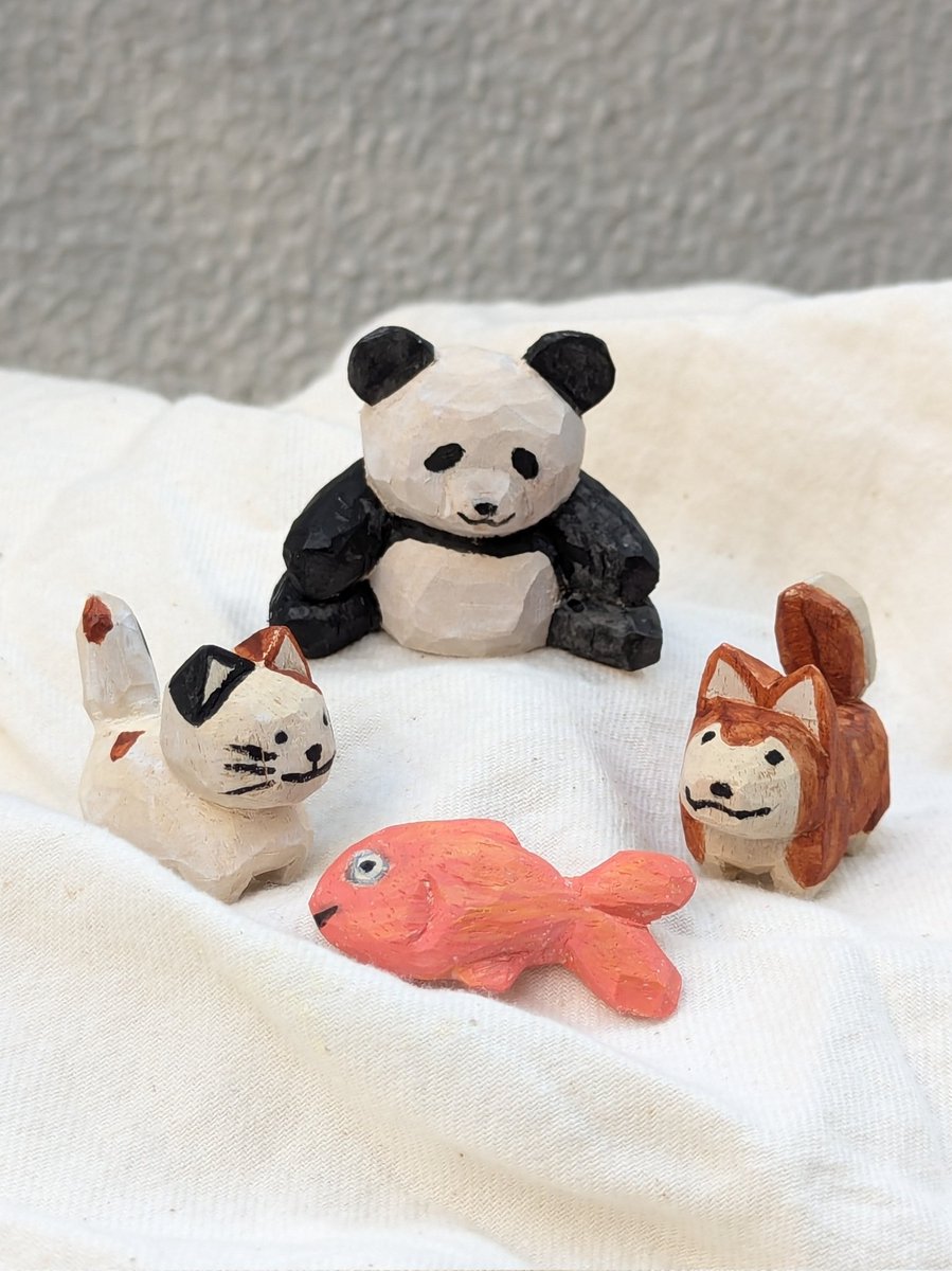 パンダ・ネコ・イヌ・サカナの木彫りです！
#木彫り教室生徒作品
