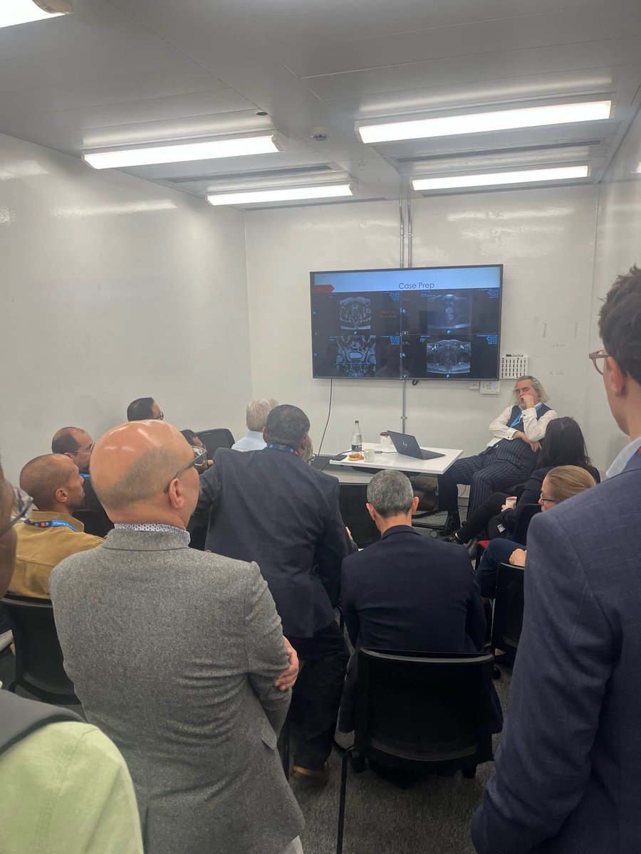 aquilanturology's tweet photo. We are back for day 2 of @IP_London and @FocalSociety Prostate Masterclass! Great to see a packed room for the hands-on session with Mr Alistair Grey discussing how to develop a service with #NanoKnife
Pop by the stand to learn more! #IPFTSmasterclass25 #IRE #ProstateCancer https://t.co/dnNyMafE9E