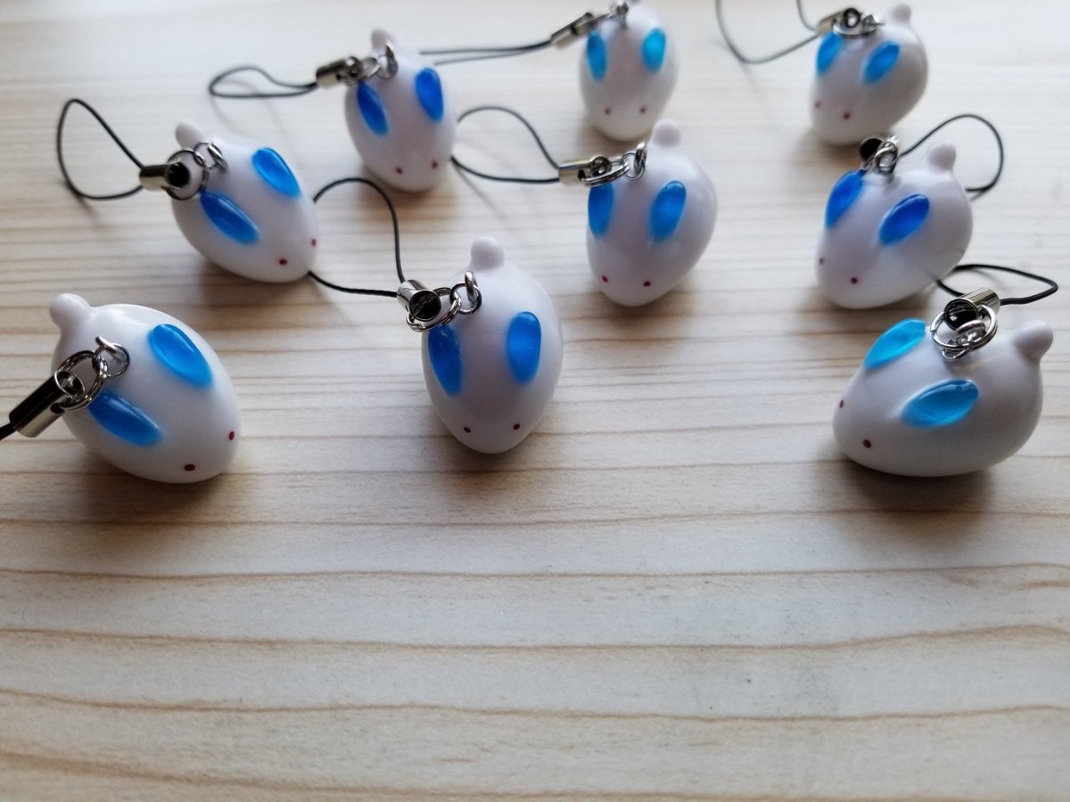 中華街で食べたハリネズミ見て「作れそう…」って思った造形師。

雪うさぎを元にすれば作れそう…🤔