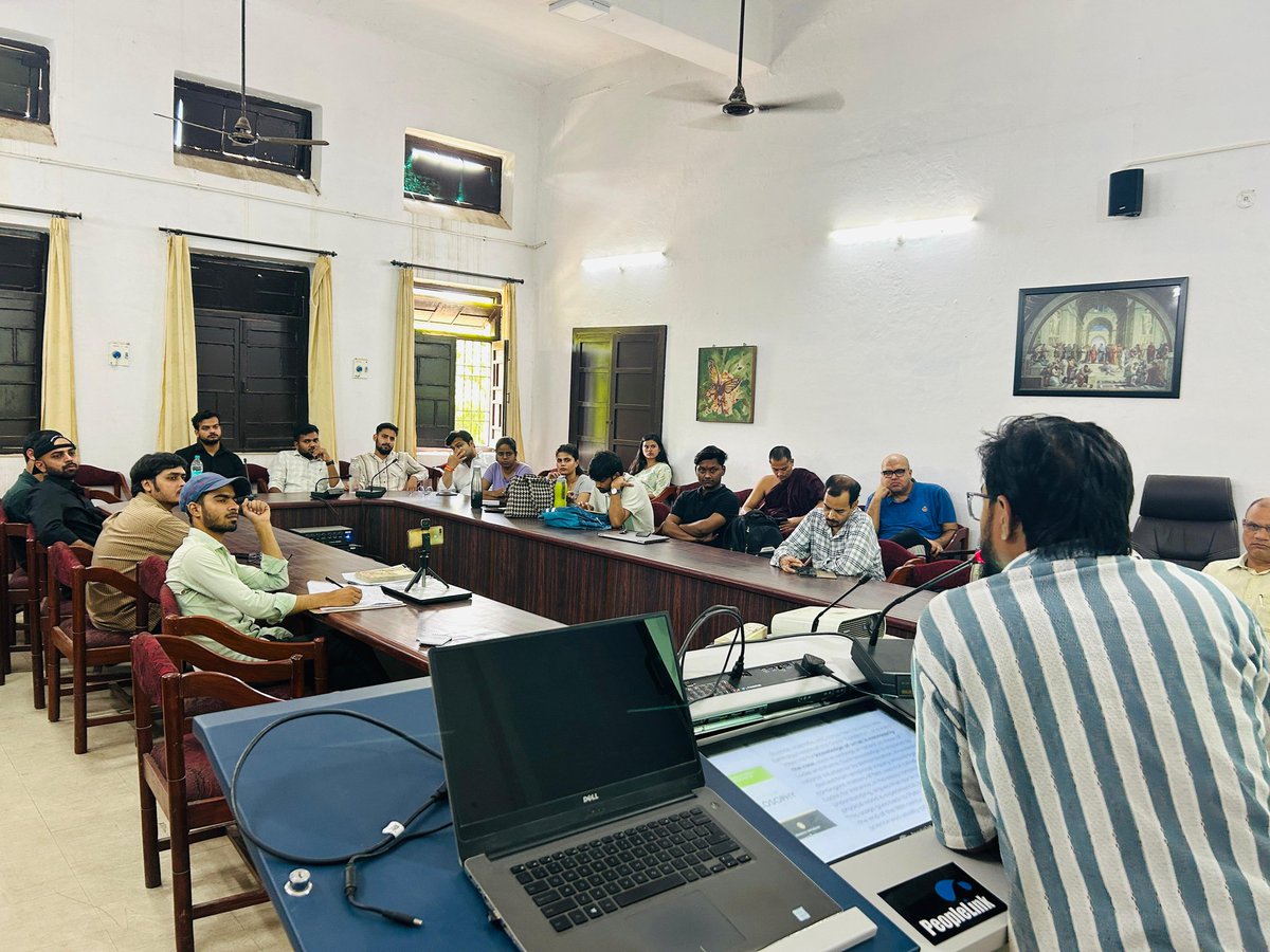 DPhil_LU's tweet photo. लखनऊ विश्वविद्यालय के दर्शन शास्त्र विभाग में दो दिवसीय संगोष्ठी का आयोजन कुलपति प्रो o आलोक कुमार राय के संरक्षण में विभागाध्यक्षा  डॉ o रजनी श्रीवास्तव (संयोजक) के द्वारा किया गया। संगोष्ठी का शीर्षक " Into the Philosophical Minds of the Fathers of Modern Science" था । https://t.co/ywLezmjN5c