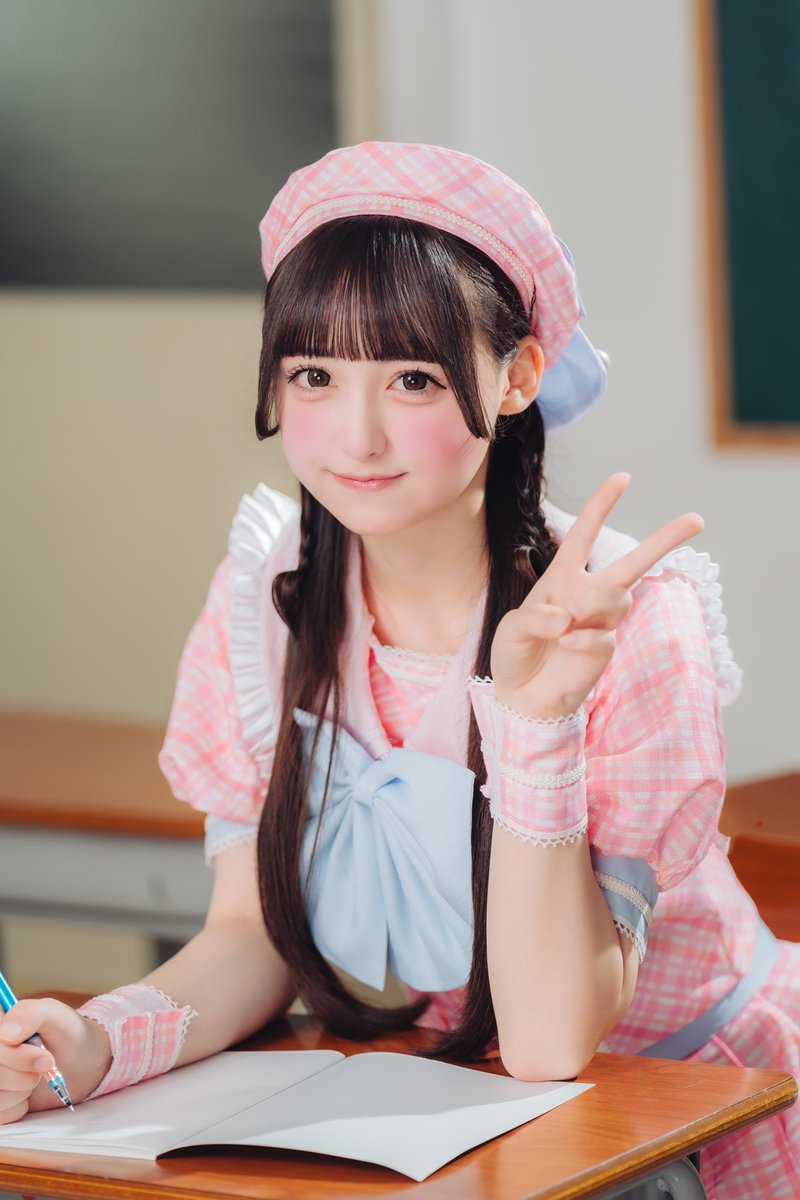 iLiFE_wakaba's tweet photo. 授業中、目合った ♡ https://t.co/LPPqpMGAdV
