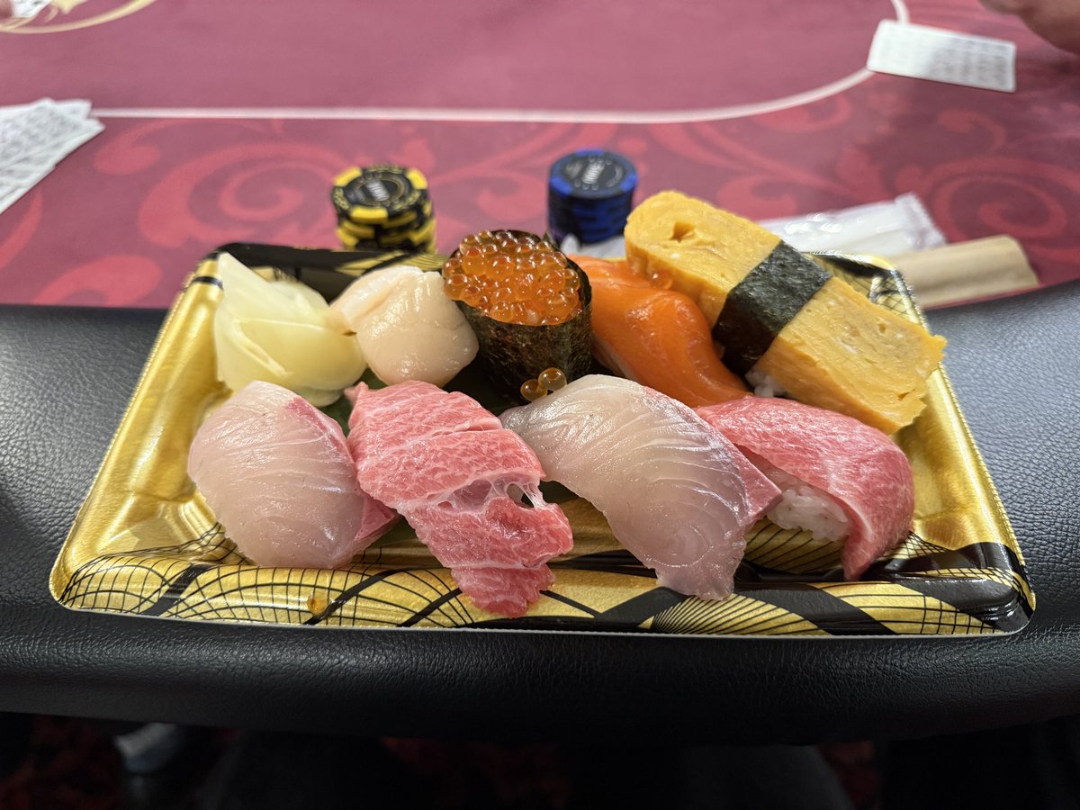 faitingboy_yuto's tweet photo. みどり寿司美味しかった！ https://t.co/xCXk87K6HX